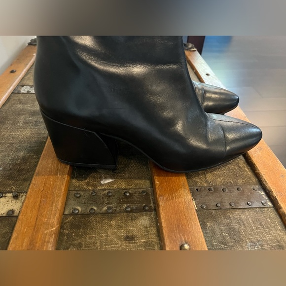 Vagabond Boot 2.5” heel - Picture 4 of 12